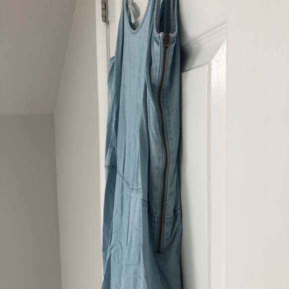 Express women’s chambray romper - Picture 3 of 4